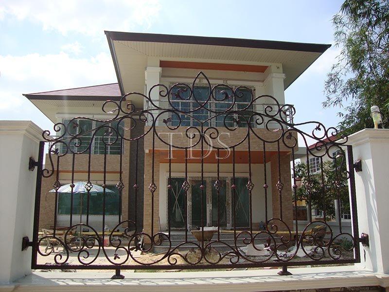 ช่องรั้ว